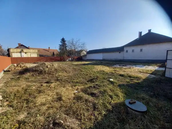 Eladó Építési telek, Karcag 627 m² 6.9 M Ft