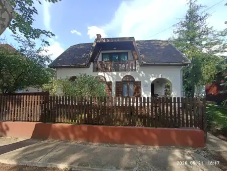 Eladó nyaraló, Berekfürdő 7 szoba 130 m² 82 M Ft